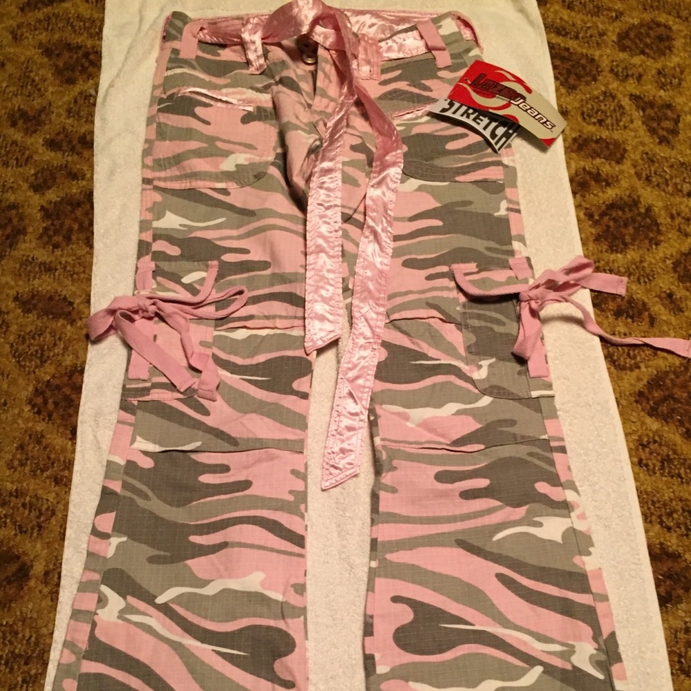 Lazer pink camo cargo jeans